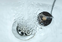 Đường ống càng thông nhiều càng dễ nghẹt? Sai lầm khiến nhiều gia đình mắc phải