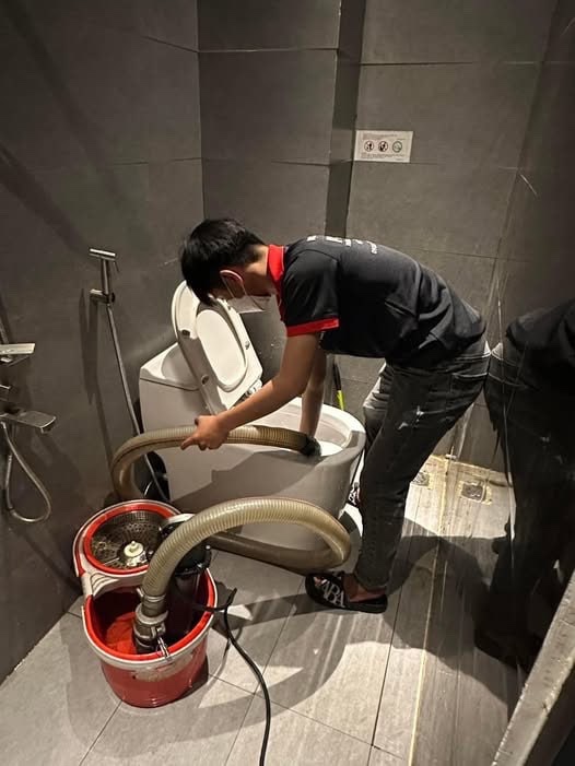 thông tắc bồn cầu quận bình thạnh tphcm